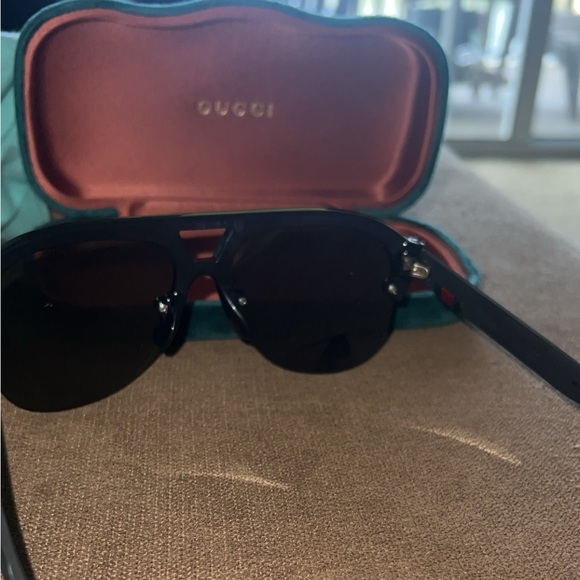 Men’s Gucci Aviators Glasses - Picture 4 of 6